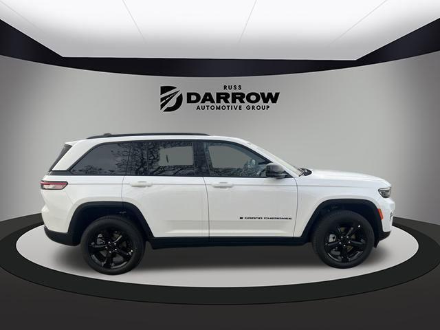 new 2025 Jeep Grand Cherokee car, priced at $49,927