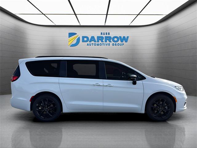 new 2026 Chrysler Pacifica car, priced at $54,975