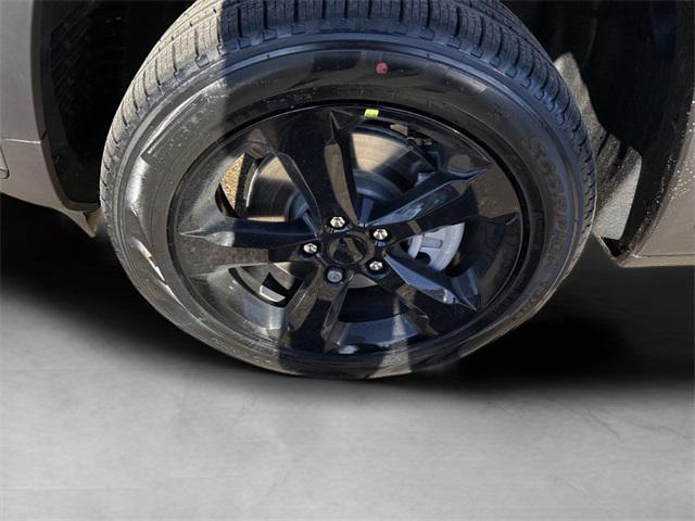 new 2025 Jeep Grand Cherokee L car, priced at $54,482