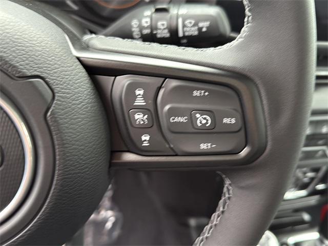 new 2025 Jeep Wrangler car, priced at $47,187