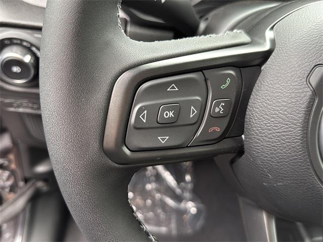 new 2025 Jeep Wrangler car, priced at $47,187