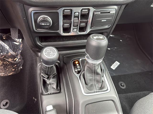 new 2025 Jeep Wrangler car, priced at $49,387