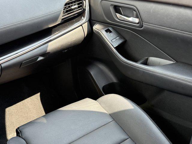 used 2022 Nissan Rogue car, priced at $27,687