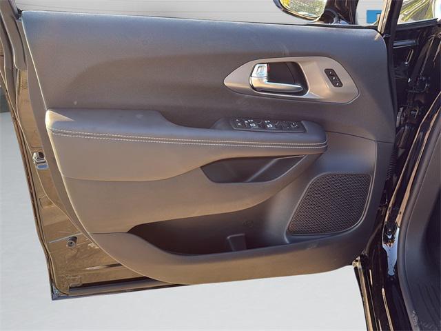 new 2026 Chrysler Pacifica car, priced at $45,154