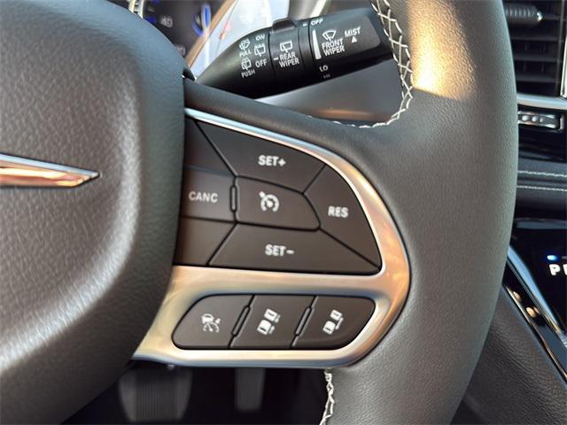 new 2026 Chrysler Pacifica car, priced at $45,154