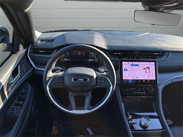 new 2025 Jeep Grand Cherokee car, priced at $52,959