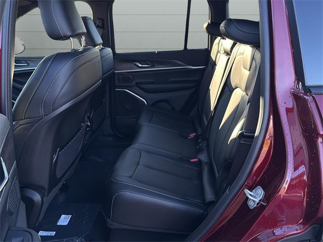 new 2025 Jeep Grand Cherokee car, priced at $52,959