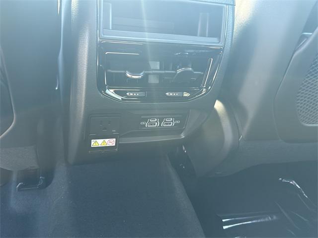 new 2025 Jeep Grand Cherokee car, priced at $44,333