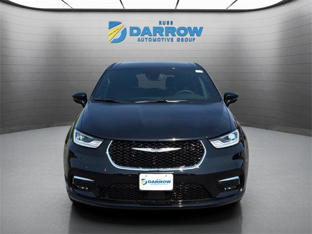 new 2026 Chrysler Pacifica car, priced at $44,867