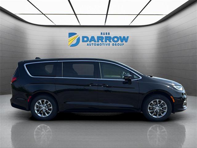 new 2026 Chrysler Pacifica car, priced at $44,867