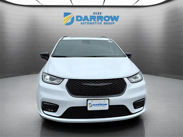 new 2026 Chrysler Pacifica car, priced at $48,146