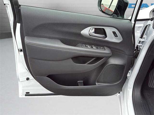 new 2026 Chrysler Pacifica car, priced at $48,146