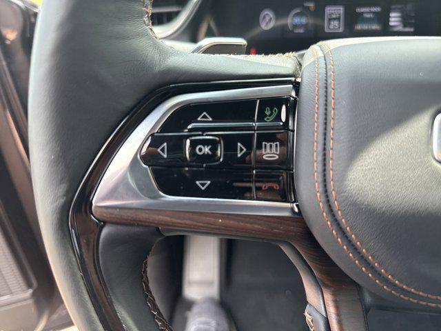 new 2025 Jeep Grand Cherokee car, priced at $59,955