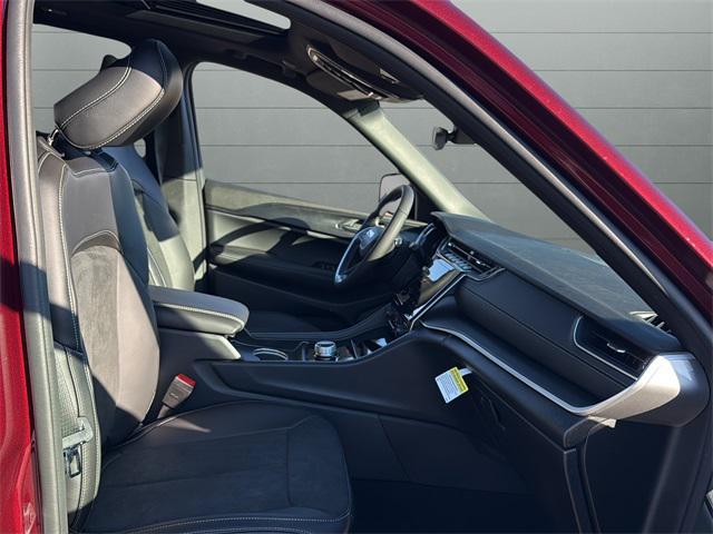 new 2025 Jeep Grand Cherokee car, priced at $46,583