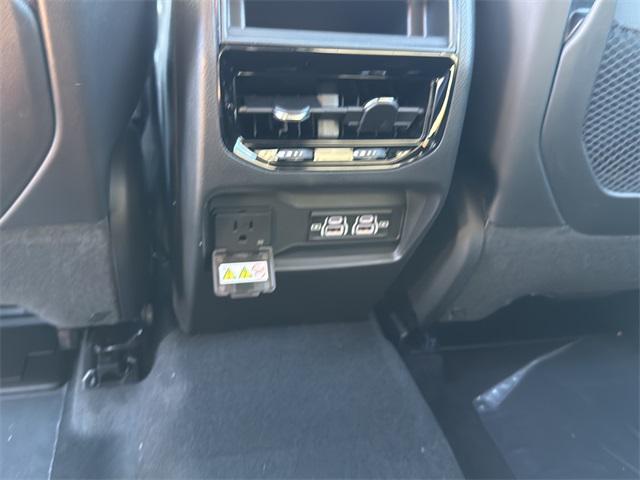 new 2025 Jeep Grand Cherokee car, priced at $46,583