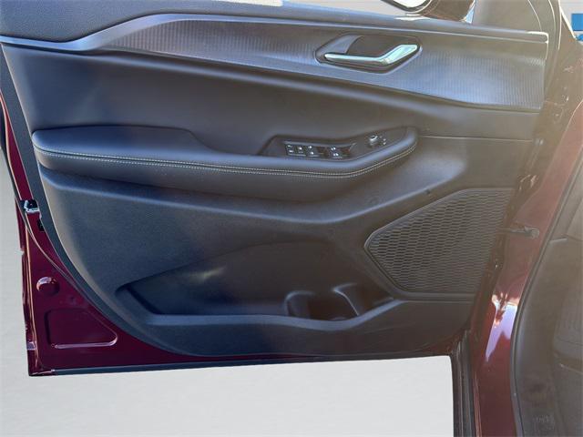 new 2025 Jeep Grand Cherokee car, priced at $46,583