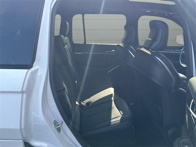 new 2025 Jeep Grand Cherokee car, priced at $57,319