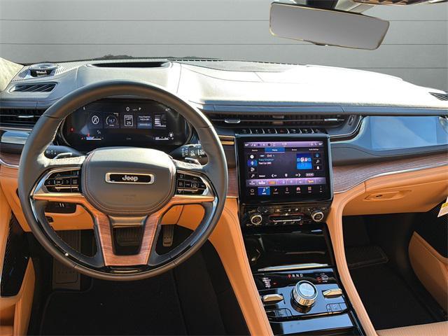 new 2025 Jeep Grand Cherokee car, priced at $65,747