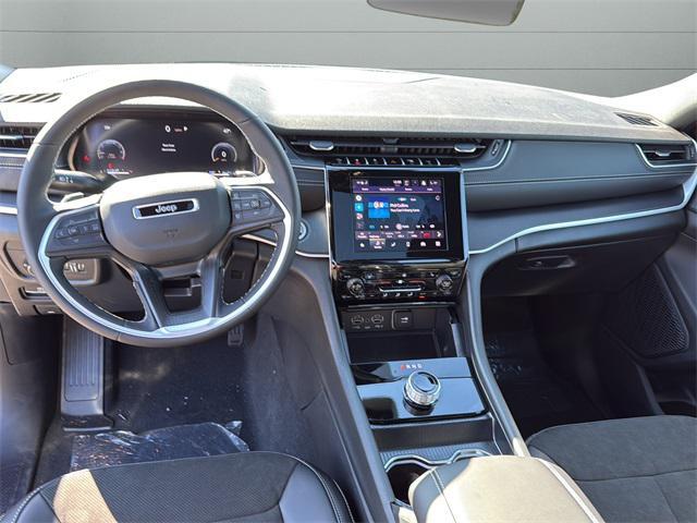 new 2025 Jeep Grand Cherokee car, priced at $46,583