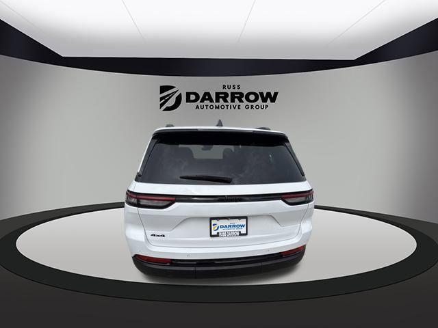 new 2025 Jeep Grand Cherokee car, priced at $49,768