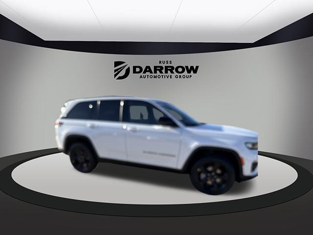 new 2025 Jeep Grand Cherokee car, priced at $49,768