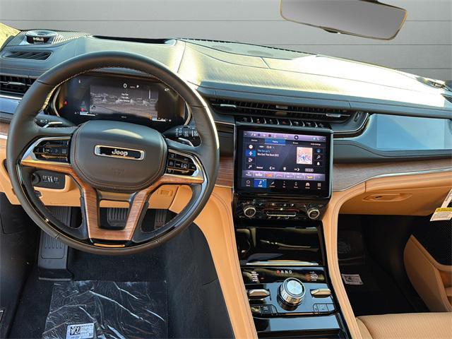 new 2025 Jeep Grand Cherokee car, priced at $65,211