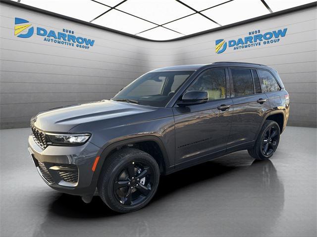 new 2025 Jeep Grand Cherokee car, priced at $42,070