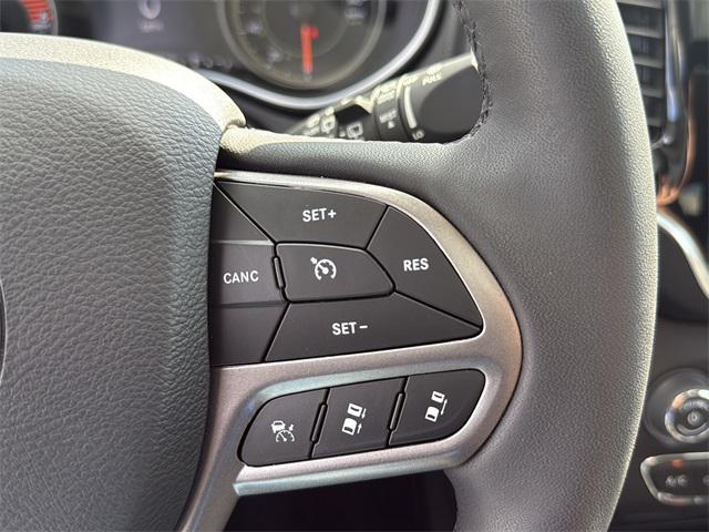 used 2022 Jeep Cherokee car, priced at $25,690