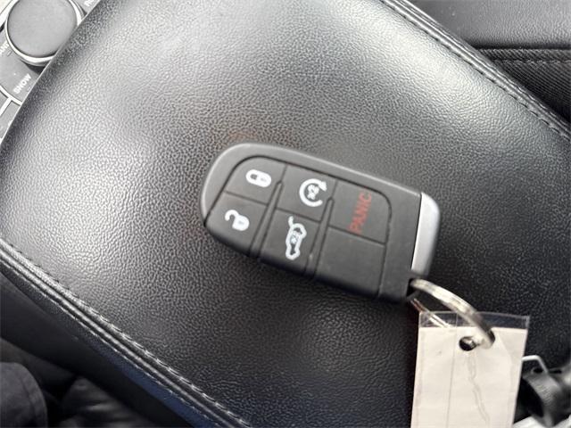 used 2020 Jeep Grand Cherokee car, priced at $22,300