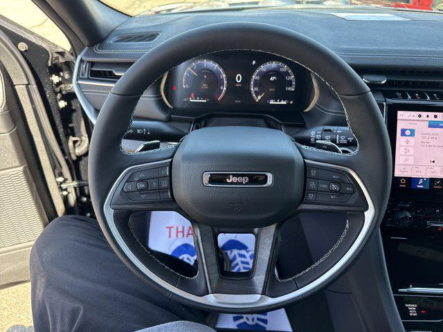 new 2025 Jeep Grand Cherokee car, priced at $50,476