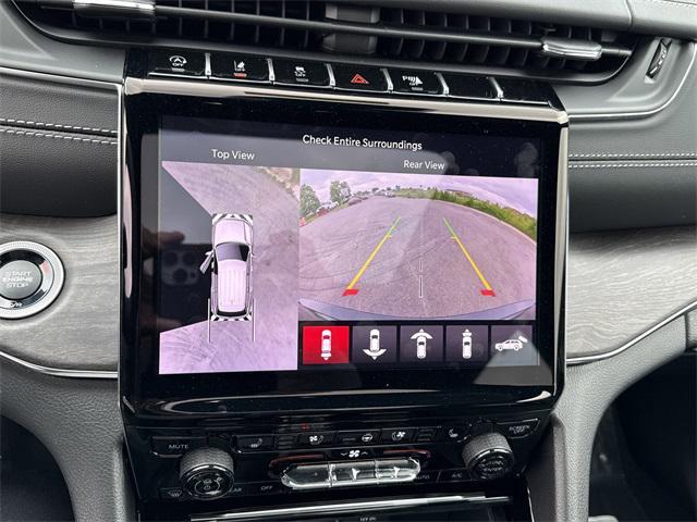 new 2025 Jeep Grand Cherokee car, priced at $58,542