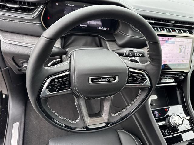 new 2025 Jeep Grand Cherokee car, priced at $58,542