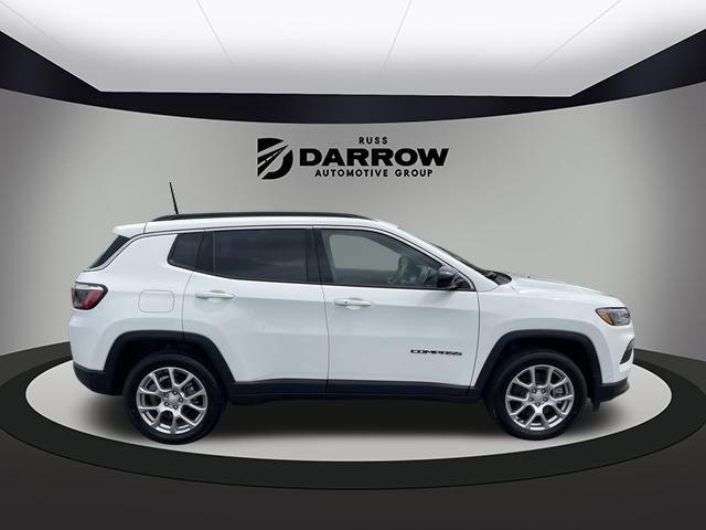 new 2024 Jeep Compass car, priced at $29,112