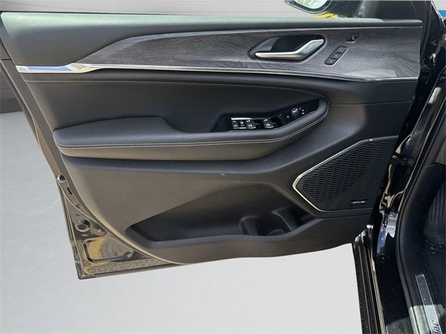 new 2025 Jeep Grand Cherokee L car, priced at $64,436