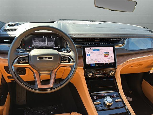 new 2025 Jeep Grand Cherokee car, priced at $65,747
