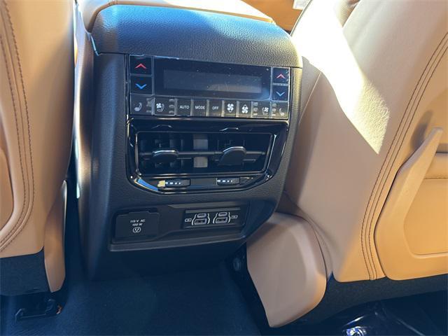 new 2025 Jeep Grand Cherokee car, priced at $65,747