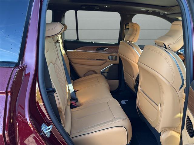 new 2025 Jeep Grand Cherokee car, priced at $65,747