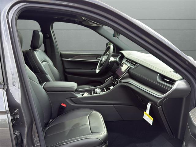 new 2025 Jeep Grand Cherokee L car, priced at $54,544