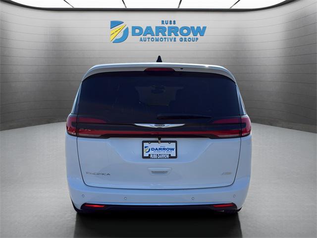 new 2026 Chrysler Pacifica car, priced at $46,904