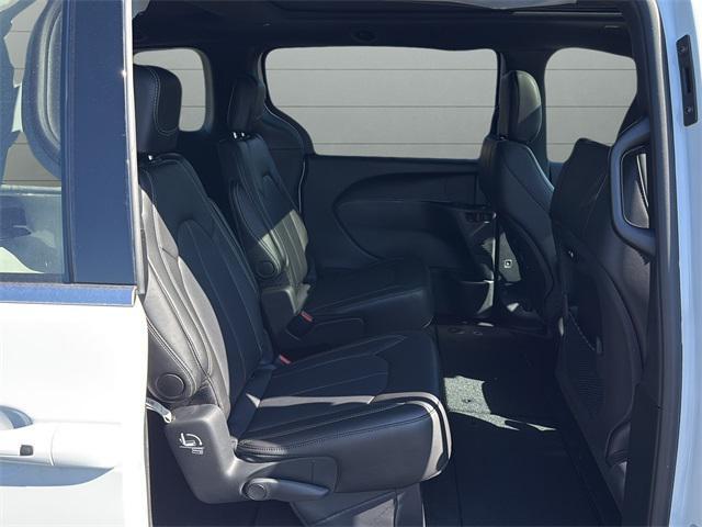 new 2026 Chrysler Pacifica car, priced at $46,904