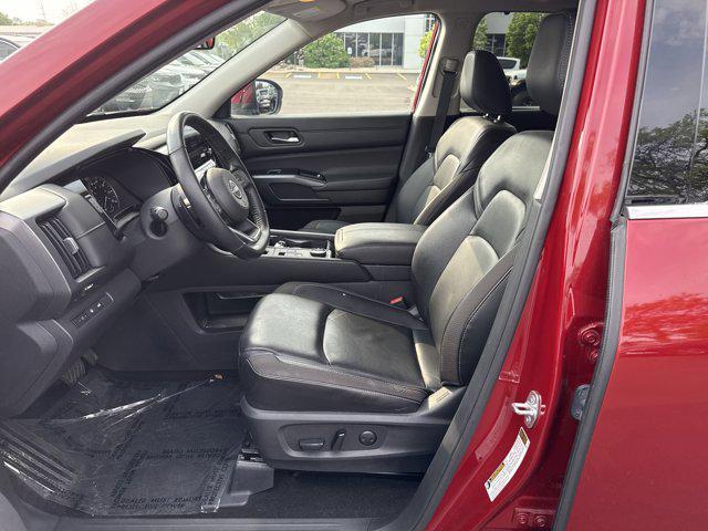 used 2023 Nissan Pathfinder car, priced at $35,129