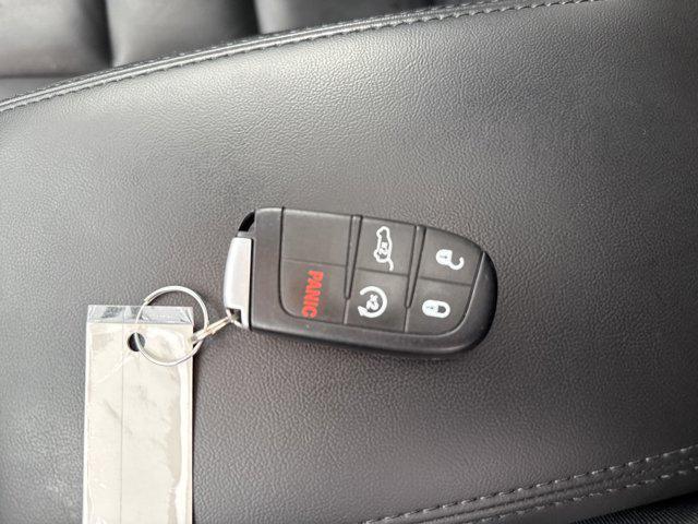 used 2021 Jeep Grand Cherokee car, priced at $28,987