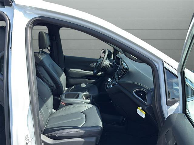 new 2026 Chrysler Pacifica car, priced at $41,550