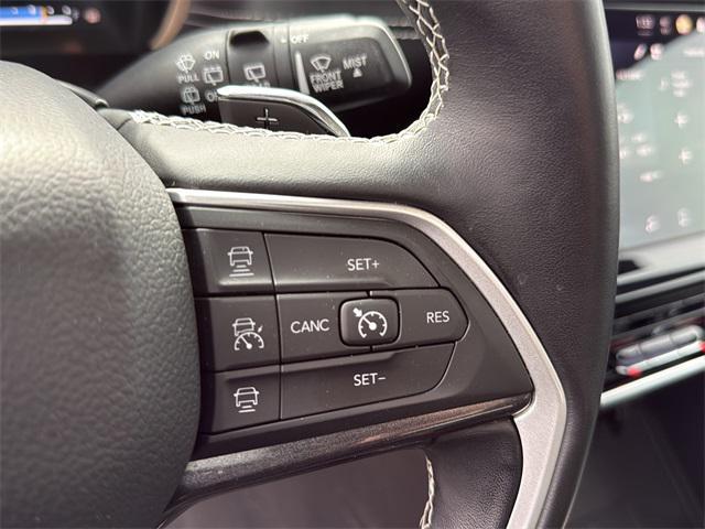 used 2022 Jeep Grand Cherokee L car, priced at $29,800