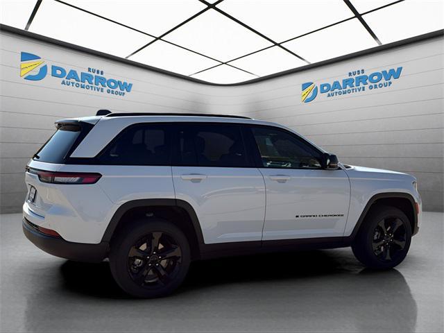 new 2025 Jeep Grand Cherokee car, priced at $43,797