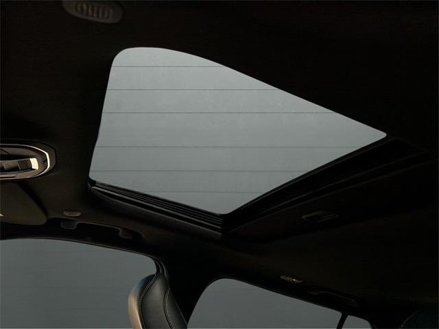 new 2025 Jeep Grand Cherokee car, priced at $43,797