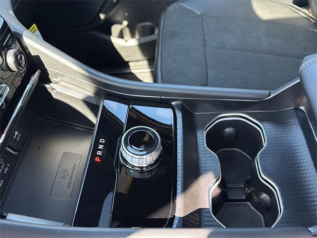 new 2025 Jeep Grand Cherokee car, priced at $43,797