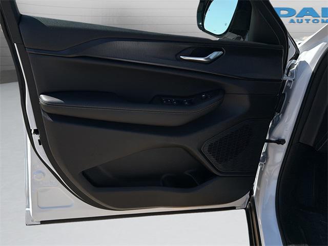 new 2025 Jeep Grand Cherokee car, priced at $43,797