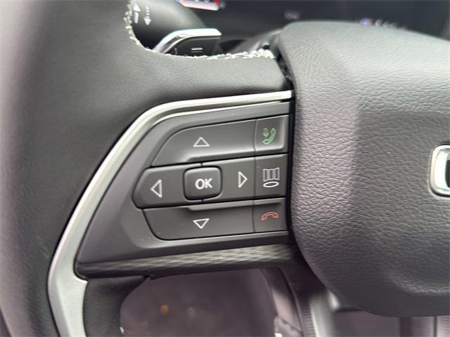 new 2025 Jeep Grand Cherokee car, priced at $42,853