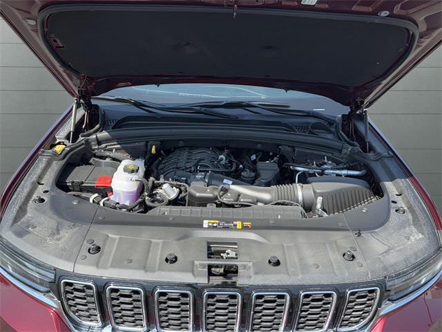 new 2025 Jeep Grand Cherokee car, priced at $45,353